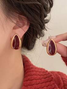1 Cặp bông tai kim loại hình học tối giản màu đỏ dành cho nữ, đa năng cho trang phục thường ngày, đi làm, dạ hội - Màu Đỏ Sâu - Xem 2