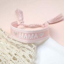 1 pièce Bracelet tissé bohème avec un cœur brodé "MAMA" et des pompons