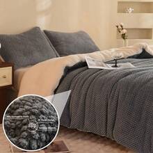 3-Piece Queen 3D Jacquard Comforter Set - Ultra-Soft Sherpa Fluffy Grey Warm Bedding (90"X90"+2 Pillowcases) - Grey - View 2
