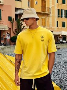 2025 Summer New Arrival Men's Coconut Tree & Letter Print Round Neck Short Sleeve T-Shirt, Casual Vacation Wear