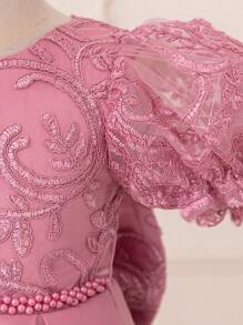 女童短袖仿珍珠刺繡網紗優雅花童公主禮服，適合派對，布料花紋隨機裁剪，不含髮箍 - 藕粉色 - 查看 7