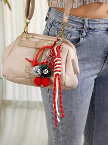 1 pièce Porte-clés à la mode brillant en forme de cerise, porte-clés mignon dans le style Y2K, porte-clés de voiture élégant, charm de sac, cadeau idéal pour les femmes, convient pour un usage quotidien et les fêtes, accessoires de voiture, gothique scolaire
