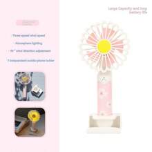 1st Daisy Handheld Fan, met standaardontwerp, 3 windsnelheden, sfeerverlichting, draagbaar en tafelmodel voor twee doeleinden, telefoonhouder, 1200mAh batterijcapaciteit, perfect om koel te blijven, video's te kijken, te genieten van afternoon tea, essentieel voor de zomer, frisse kleur, lange batterijduur, geschikt voor kamperen, bijeenkomsten, picknicks