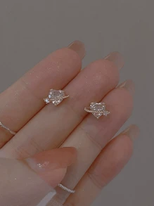 1 对奢华清新时尚风格防过敏耳钉，心形星球设计，镶嵌锆石，女士日常佩戴珠宝 - 彩色 - 查看 3