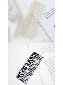 Pente de acrílico texturizado com dentes largos, estampa salpicada em preto e branco, antiestático, portátil, com efeito tartaruga, 1 unidade. Acessórios para cabelo.
