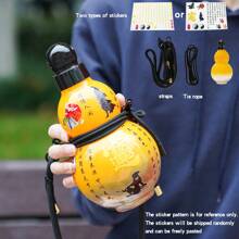 1 sticlă de apă durabilă în formă de dovleac, de 32 oz (aprox. 1000 ml), cu curea, frânghie pentru talie, autocolant de perete 3D în stil chinezesc, ulcior de apă reutilizabil, sticlă de apă sport cu capac filetat etanș, portabilă, fără PVC și PC, ideală pentru sport, camping și cadouri de sărbători precum Paște, carnaval, Ziua Independenței, Crăciun, Halloween