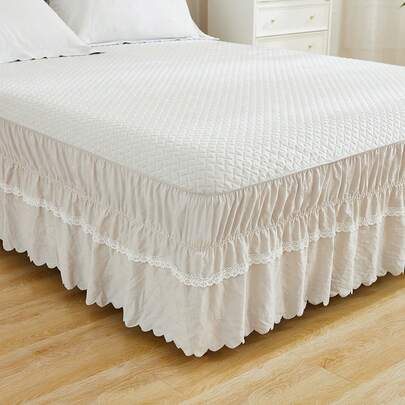 1 件米色优雅蕾丝农舍风床裙，采用柔软超细纤维面料，易于安装，适合卧室装饰，营造质朴别致的风格，四季皆宜