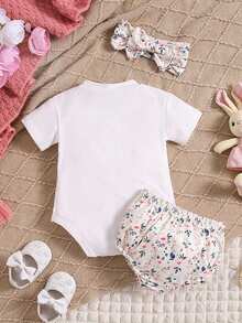 Conjunto de verano para niña: mono de manga corta con estampado de letras, pantalones cortos con estampado floral y cintura elástica, diadema con lazo, conjunto de 3 piezas estilo pastoral para Pascua. - Blanco - Ver 3