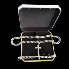 Juego de collar, pulsera, colgante de cruz y anillo con incrustaciones de cristal tipo cubana, diseño clásico de broche de barba chapado en oro, incrustación de strass de 13 mm, estilo de moda callejera de hip-hop, disponible en colores oro y platino, múltiples tallas