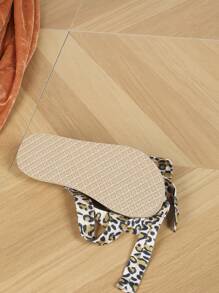 Women's Flat Sandals Summer Leopard Print Pattern Woven Simple Thong Sandals, Vacation Style Lace-Up Flat Sandals