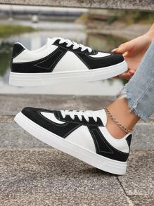 Tênis feminino casual para caminhada ao ar livre, versátil, listrado, com cadarço, bico redondo, preto