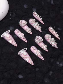 10 pezzi Set di unghie finte estive stile giapponese Y2K, unghie acriliche a stiletto lunghe con finitura cromata - Unghie finte intere con decorazioni a cuore in 3D e strass, unghie false con finitura rosa lucida, catena e smalto metallizzato, per San Valentino, Ognissanti, regali per donne e ragazze