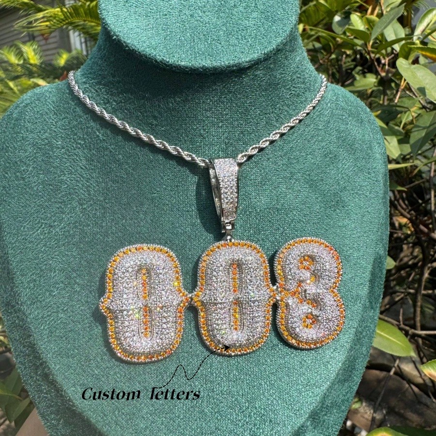 Customized Brass Cubic Zirconia Orange Knuckle Ring Pendant Necklace With Braided Chain, Personalized Letter Hip Hop Style Couple Jewelry, Silver, Stylish, Colorful Middle School Students, High School Senior High School Students, College Students, University Students, Freshman, Sophomore, Underclass