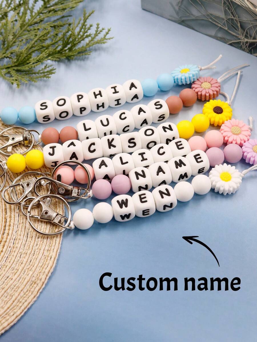 1 pieza Llavero de silicona con cuentas de margarita personalizado con etiqueta de nombre, regalo personalizado adecuado para bolsas de pañales, mochilas, maestros, llavero con nombre personalizable, vuelta a la escuela