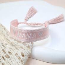1 pièce Bracelet tissé bohème avec un cœur brodé "MAMA" et des pompons