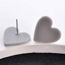 1 Pair Acrylic Premium Frosted Geometric Stud Earrings For Women, Holiday Party Wear Ear Jewelry - Round - View 46