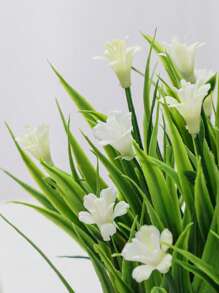 4pcs/Set Artificial Flowers, Artificial Plants, Roses, Chamomile, Lilies. Easter, Spring Festival, Gift. Home Decorations, Garden Decorations, School Dormitory Office Decorations, Suitable For Party, Event, Festival, Birthday Party Decorations, Suitable For Hotel, Restaurant, Living Room, Bedroom, Wedding, Banquet, Kitchen Decorations Gifts Graduation