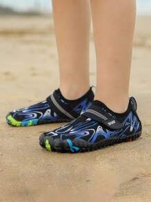 Children's Water Shoes Comfortable Lightweight Aqua Socks For Summer Swimming, Beach, Walking, Sports