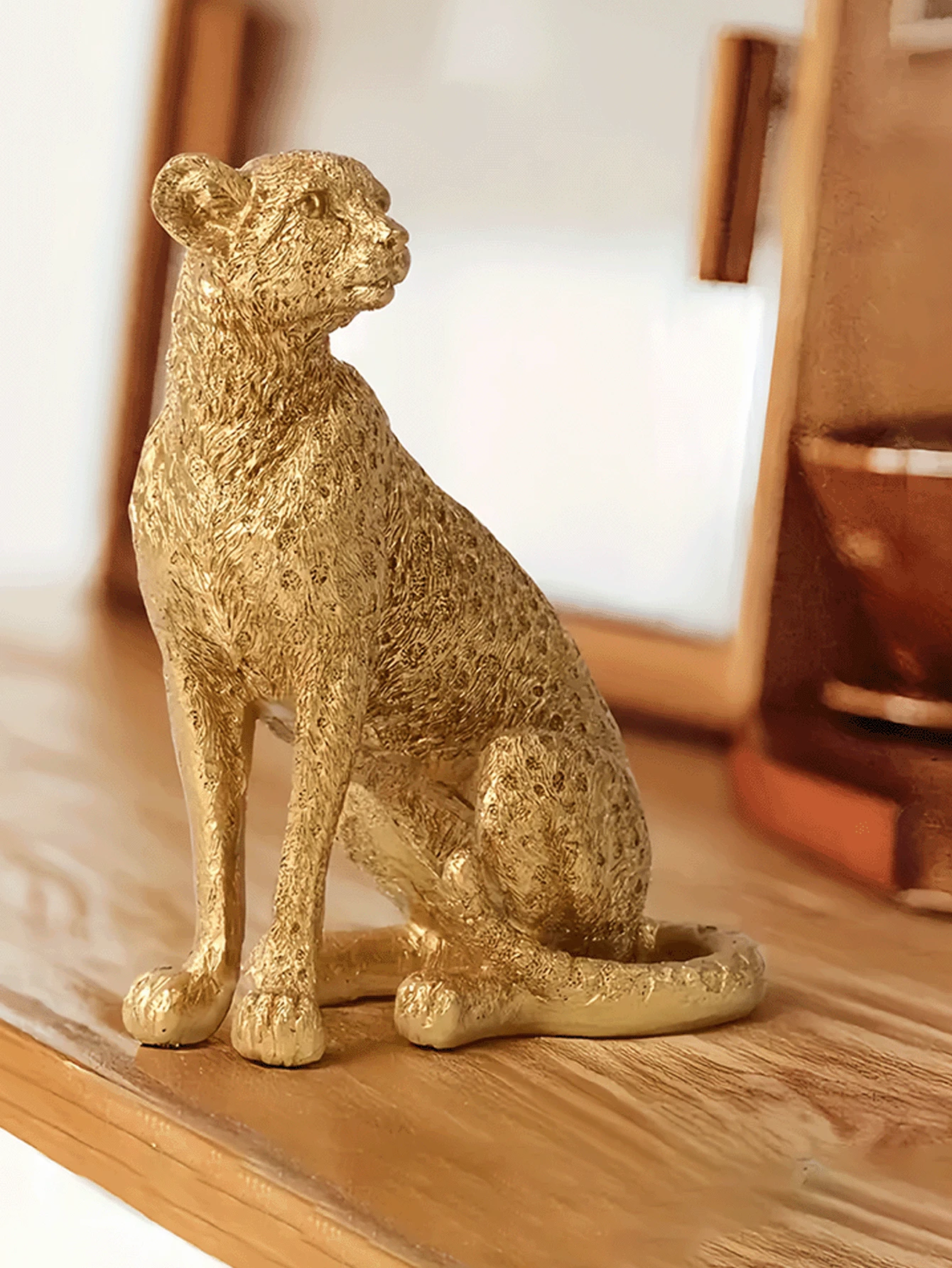 1件豹纹蹲姿桌面装饰摆件树脂材质复古风格手工艺品摆件适用于书房、玄关、办公室、酒店装饰 - 金色 - 查看 1