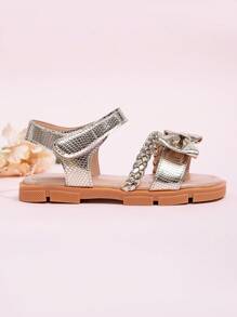 1 par de nuevas sandalias de verano lindas para niña bebé que aprende a caminar, sandalias de playa con flores para bebé, sandalias planas romanas antideslizantes para niñas para exteriores y vacaciones