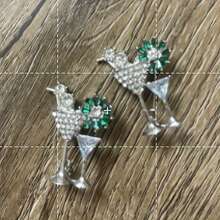 Broche con diseño de copa de cóctel de moda, pines joyería creativa como regalo para fiestas de cócteles