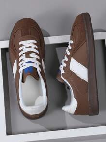 Men's Retro Casual Soft Sole Shoes, Lightweight Lace-Up Round Toe Sneakers, Plus Size 46, Suitable For All Seasons