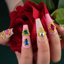 30 piezas Encantos de uñas de lujo de aleación 3D con forma de corazón, pedrería de 6 colores, piedras preciosas doradas para decoración de arte de uñas, accesorios para mujeres