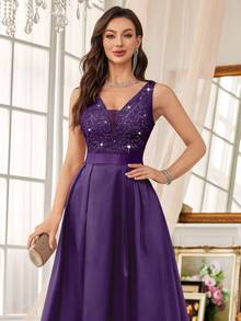 MIUSOL Váy dự tiệc sang trọng bằng vải satin cổ chữ V sâu, ren hoa, không tay, dáng chữ A, váy dự tiệc sang trọng, dự tiệc tốt nghiệp, tiệc tối - Màu tím - Xem 9