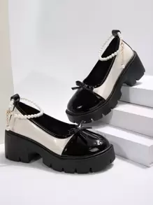 2025新款舒适百搭加大码简约圆头软底蝴蝶结仿珍珠平底鞋；户外轻便一触式双色粗跟甜美女士坡跟凉鞋（黑白配色），玛丽珍鞋 - 黑與白 - 查看 2