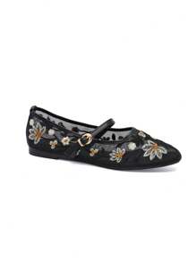 Summer Elegant Floral Embroidery Mesh Flat Shoes - Black - View 2