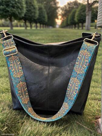 2025 New Large Capacity Women's Bag Fashionable Handbag Shoulder Bag Retro Women's Bag Perfect For Work And Outdoor Bags