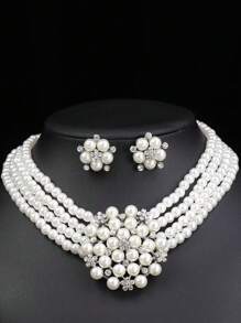 Fashionable Rhinestone Flower Pearl Necklace & Earrings Set