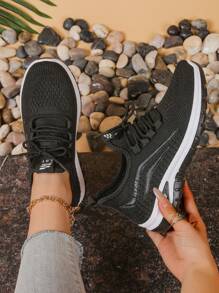 2025 Lente Nieuwe Dames Casual Sneakers Dikke Zool Vetersluiting Mode Koreaanse Stijl