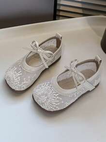 Sapatilhas femininas de bico redondo vazado, modelo slip-on, com estampa floral, confortáveis e com cadarço, elegantes e modernas. - Bege - Ver 4
