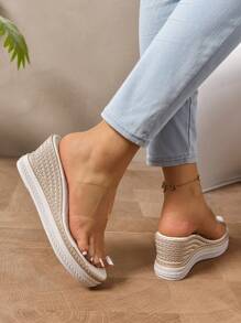 女式大码时尚厚底坡跟鞋，带防水透明外底