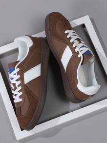 Men's Retro Casual Soft Sole Shoes, Lightweight Lace-Up Round Toe Sneakers, Plus Size 46, Suitable For All Seasons