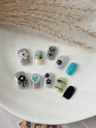 10片装压片短指甲四季美甲假指甲韩式跳色美甲DIY渐变色图案设计白色仿珍珠心形黑色手绘小花白花线条美甲饰品多色指甲黑色指甲