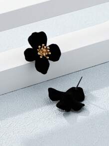 1 Paar modische Ohrringe mit Samt-Blume für Herbst/Winter, vintage minimalistischer, eleganter Stil für Frauen