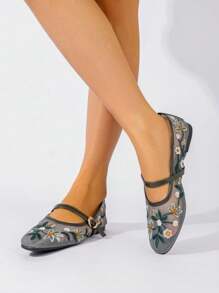 Women's Floral Embroidered Adjustable Buckle Flat Shoes - Green - View 1