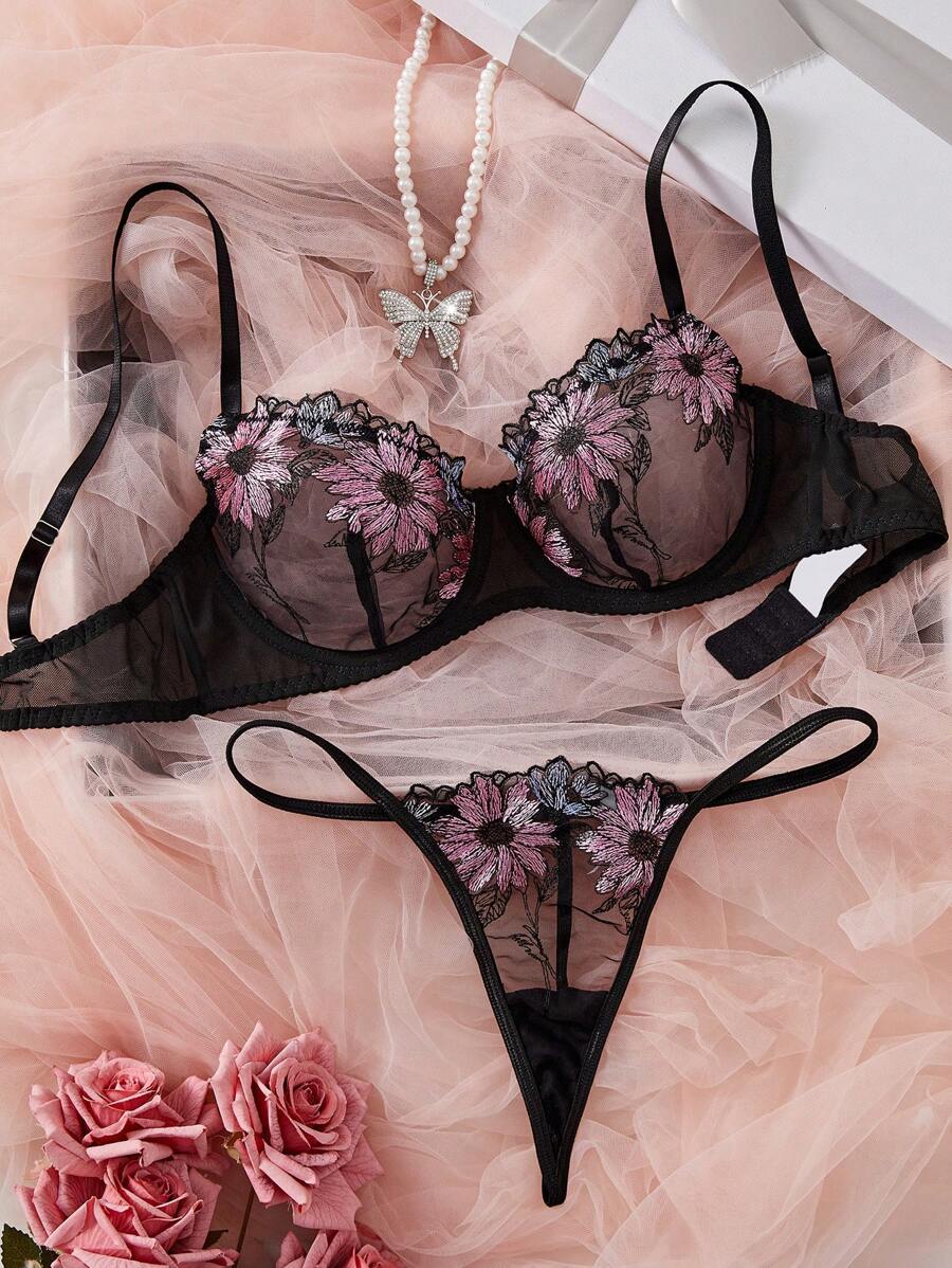 Women's Floral Embroidery Mesh Sexy Lingerie Set - Black - View 1