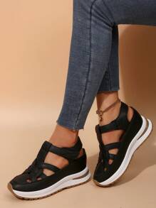 1 Pair Women's New White Wedge Platform Hollow Breathable Lightweight Non-Slip Roman Sandals, Hook And Loop Fashion Versatile Black Sneakers