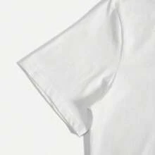 Shirt With A Humorous Spanish Phrase About Beer. It Is A Casual Round Neck Short Sleeve Shirt Made Of Soft Cotton And Has A Graphic Of A Beer Mug. It Is An Ideal Gift For Lovers Of Alcoholic Beverages.