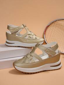 1 Pair Women Thick Sole Hollow Breathable Casual Platform Sandals,Hook And Loop Closure, Fashion Versatile Black Sports Shoes