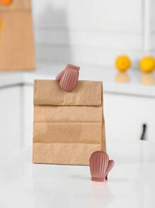 1 Pair Mini Plastic Food Clips, Glove Shaped Sealing Clamp For Kitchen, Snacks Packaging Mother's Day Flowers, Personalized Gifts For Mom, Last Minute Gifts, Mother's Day Ideas, Mothering Sunday Gifts, Handmade Cards For Mum, Best Mother's Day Gifts Under $50