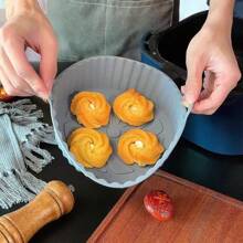 1pc Air Fryer Silicone Baking Mat, Non-Stick Reusable Round Baking Tray For Home, Easy To Clean