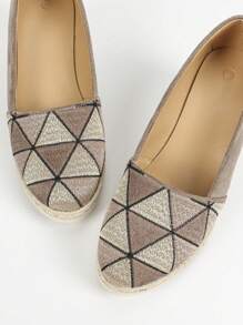 2025 New Women Woven Fisherman Shoes, Thick Flat Soft Bottom Embroidered Loafers