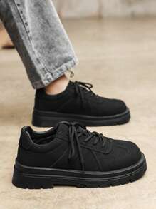 圆头低帮男士商务正装鞋，复古英伦风格绒面黑色皮鞋，男士厚底舒适正装鞋，时尚适合婚礼