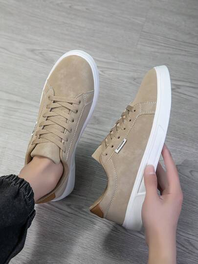 2025 New Men's Sports Shoes Men's Fashion Handsome Casual Shoes Lace Up Men's Shoes Skateboarding Shoes Men's Sneakers Personalized Street Men's Shoes