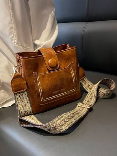 New Autumn And Winter Fashionable And Versatile Retro Style Crossbody Bag Solid Color Letter Adjustable Shoulder Strap Shoulder Bag Casual Simple Bucket Bag Suitable For Commuting To Work, Shopping And Dating.