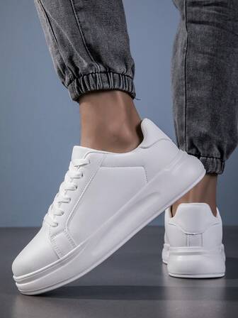 Spring New Arrival Plus Size Men's Casual Leather Upper Skateboard Shoes, All-Black Fashion Versatile Waterproof Non-Slip Sneakers For Young Students